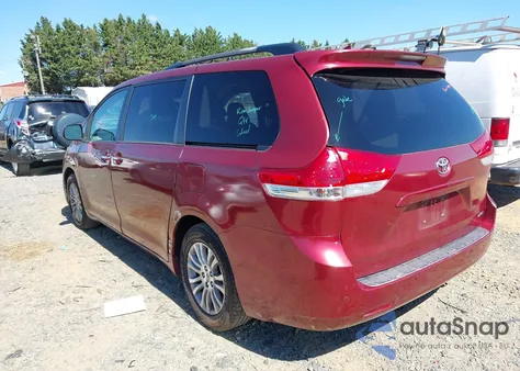 2013 Toyota Sienna Xle V6 7 Passenger Auto Access Seat from USA, damaged, VIN 5TDYK3DC2DS352647